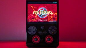 ANBERNIC RG 477V Controls and User Experience